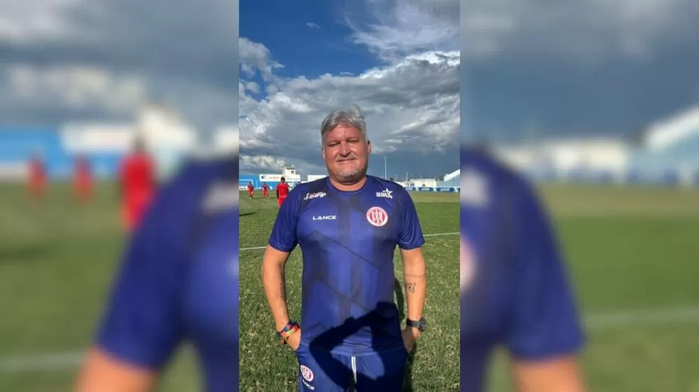 Paulinelly, técnico interino do Esporte de Patos - Foto: Divulgação / Esporte de Patos