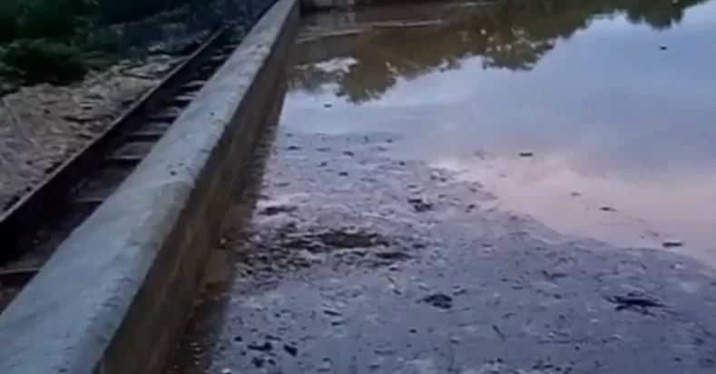 Barragem da Farinha, na manhã desta segunda-feira (5) - Foto: Redes sociais/Reprodução