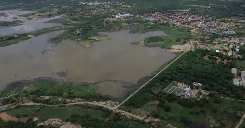 Açude Jatobá em Patos - Foto: Arthur Henrique/Secom - Prefeitura de Patos