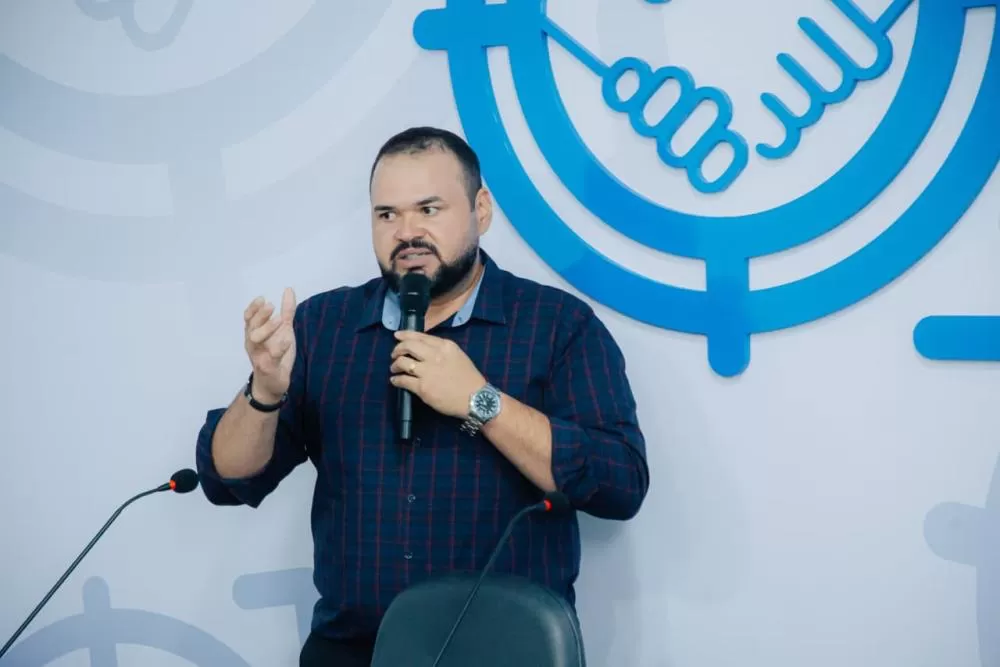 Ítalo Torres, secretário do PROCON/Patos