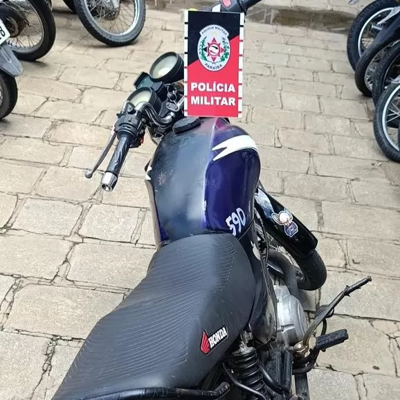 ROTAM apreende motocicleta com sinais de adulteração, em Patos