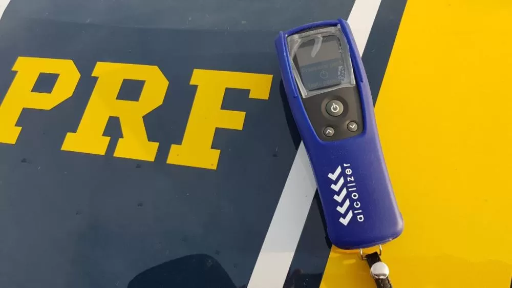 PRF prende motorista embriagado após perseguição na BR-230, na Paraíba