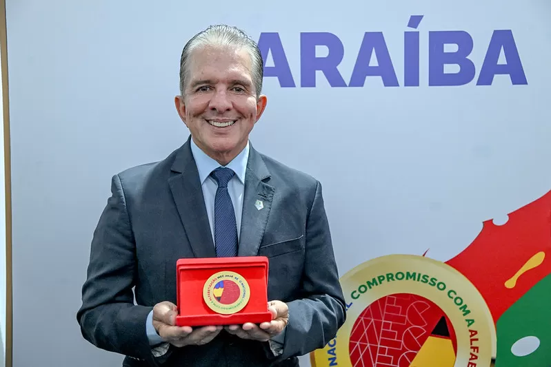 Nabor Wanderley, Selo Ouro de alfabetização - Foto: Assessoria