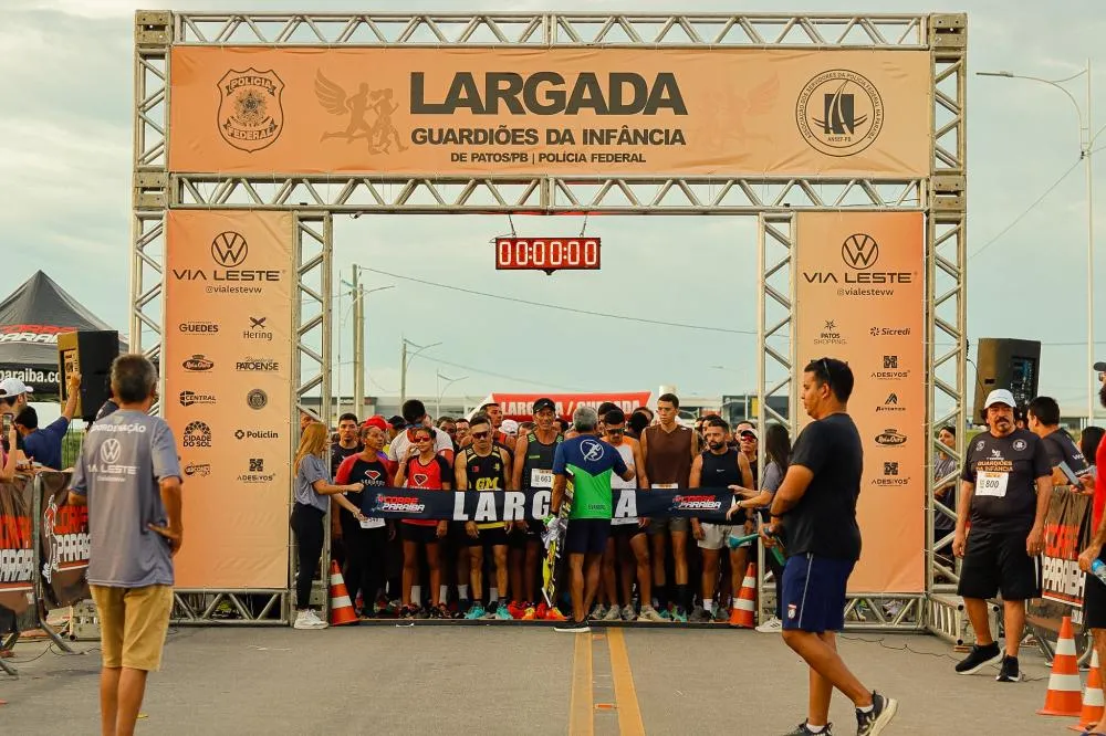 Corrida da PF mobiliza população em Patos