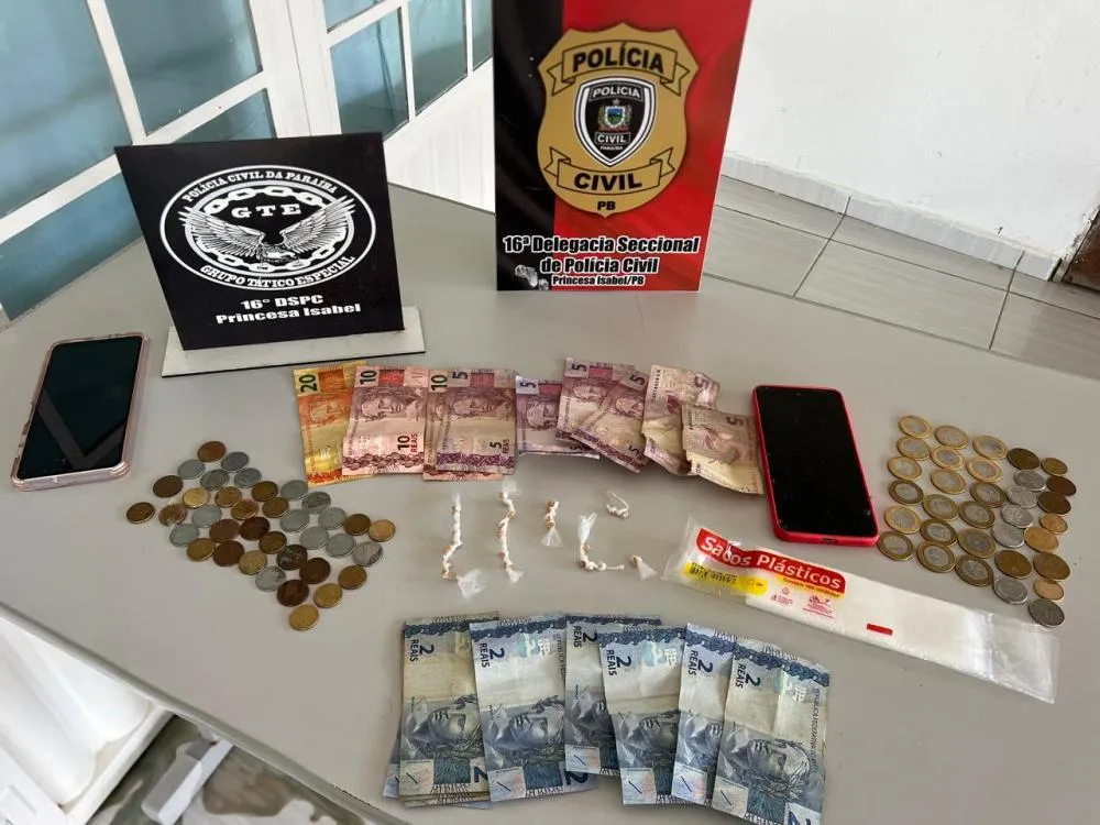 Material apreendido com suspeita de tráfico de drogas em Princesa Isabel - Foto: Polícia Civil 