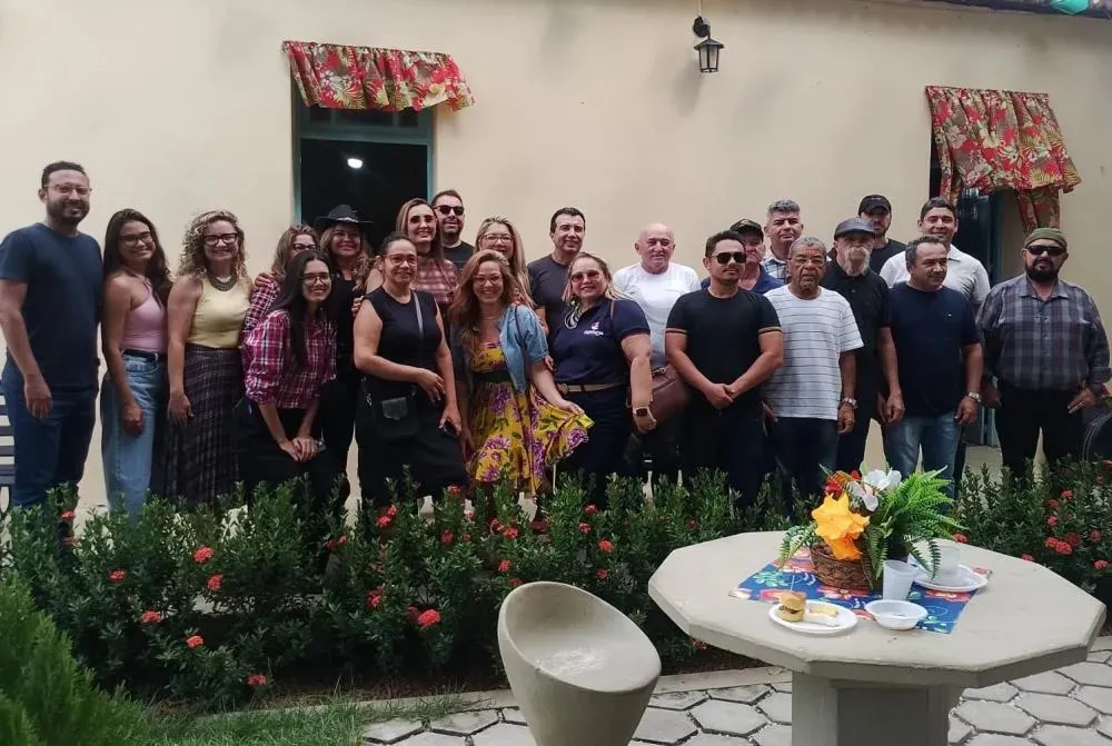 Fundação Ernani Sátyro reúne imprensa, autoridades e forças de segurança em tradicional Café Junino