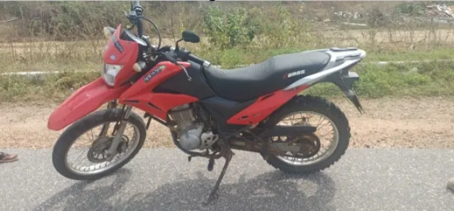 Motocicleta apreendida - Foto: Ascom PRF