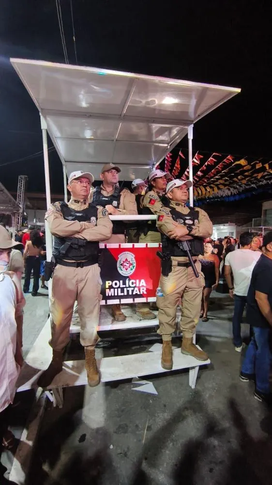 Polícia Militar garante segurança na abertura de festa dos Rederios