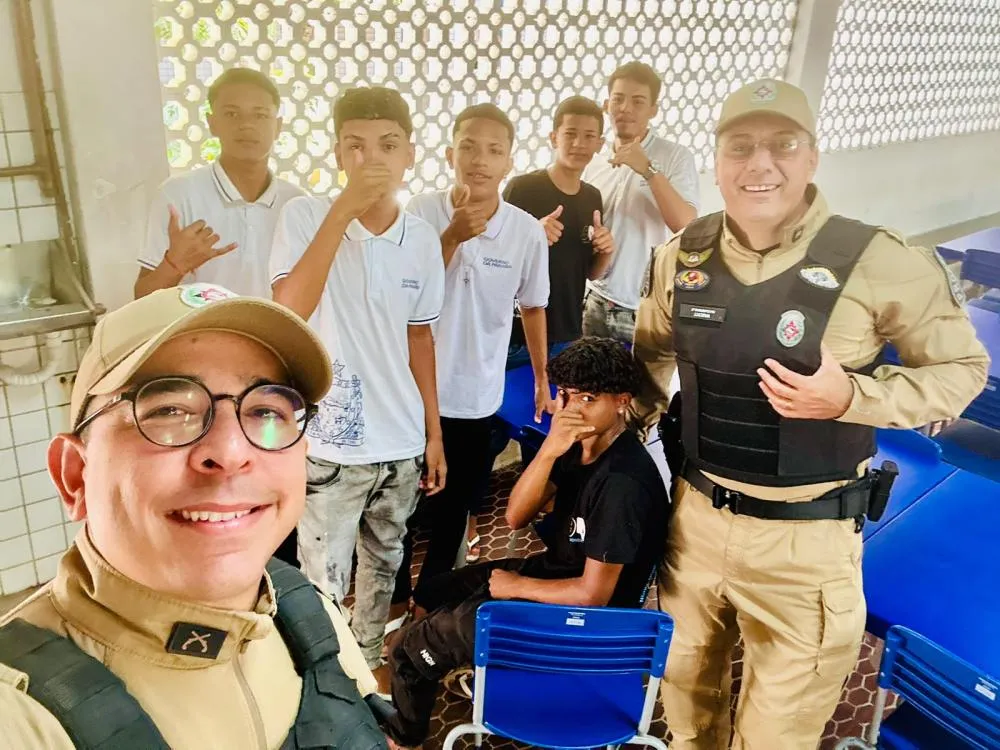 Patrulha Escolar reforça aproximação com alunos e famílias em Patos