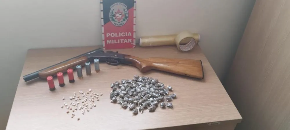 Arma e municções apreendidas com menor em Santa Luzia - Foto: Ascom 3º BPM