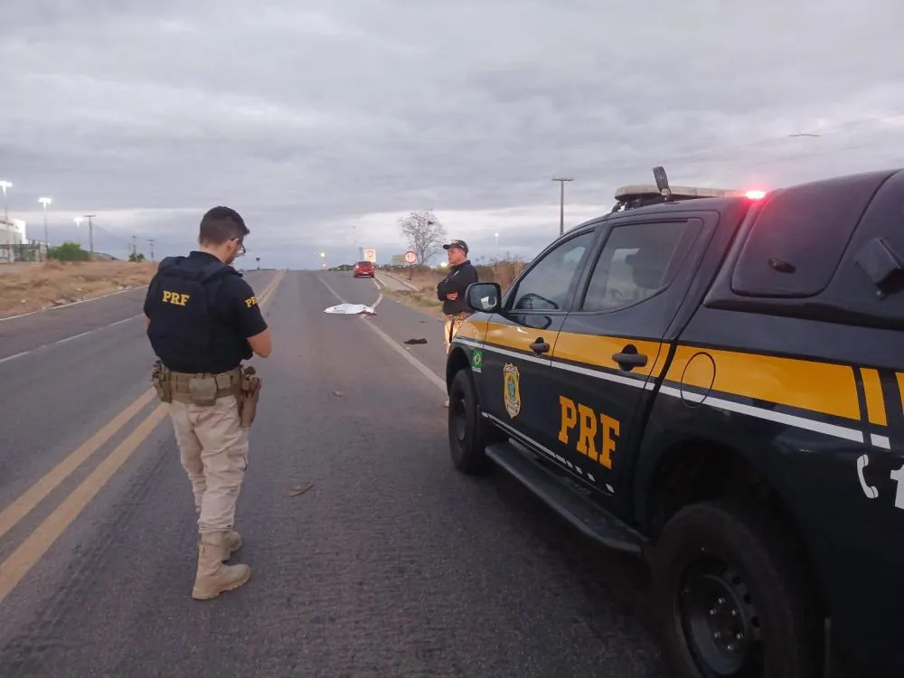 Homem morre atropelado na BR-230 em Cajazeiras - Foto: Angelo Lima