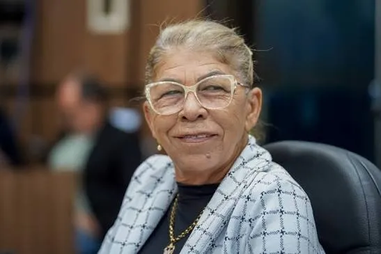 Nega Fofa solicita pavimentação da Rua Antônio Pereira da Silva, na Cruz da Menina, em Patos