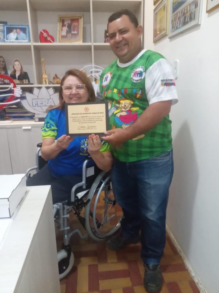 Edielne (diretora do Colégio Fera) e Lucimar Santos (Presidente da AQJP): Foto: ASCOM