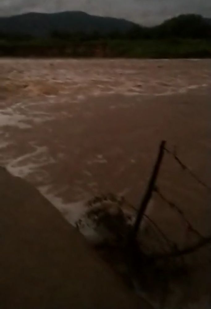 Rio Farinha, em Cacimba de Areia-PB.