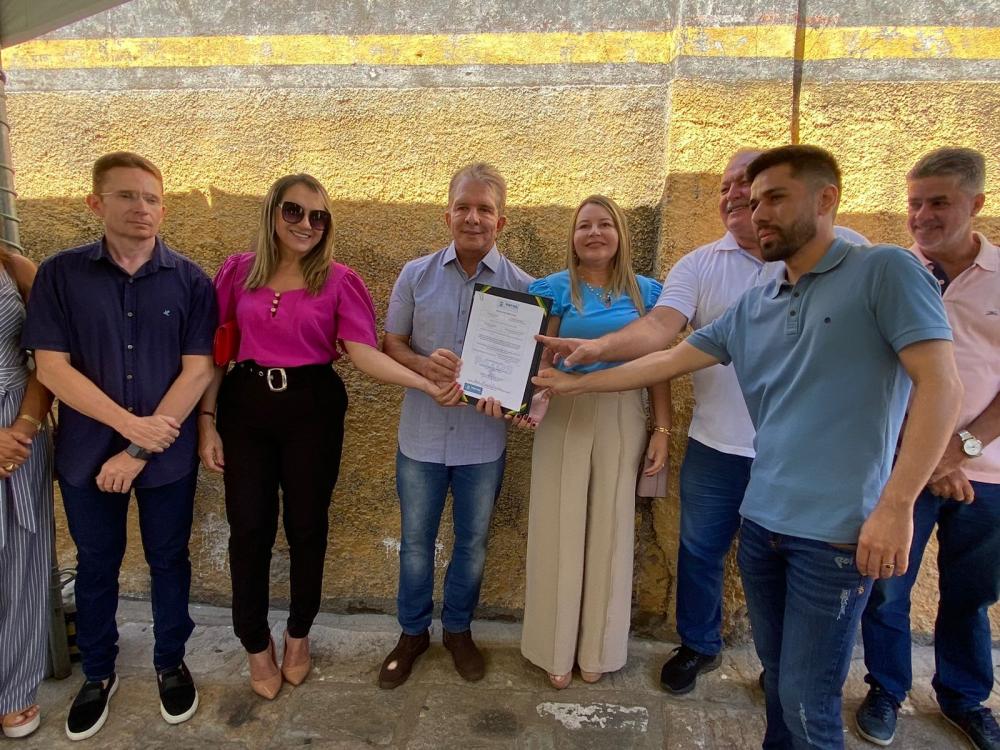 Assinatura ordem de serviço - Foto: Coordecom