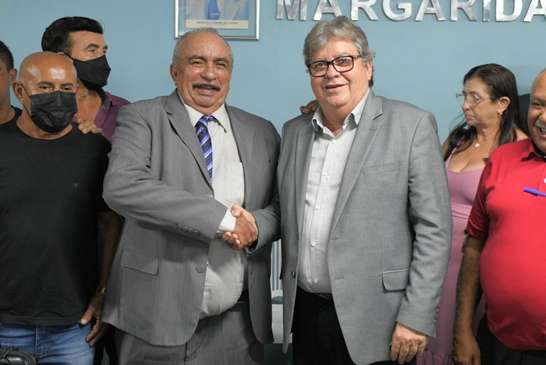 João Azevêdo e Libealino Lucena
