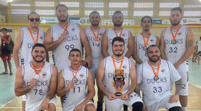 Drucks com a premiação - Foto: Divulgação/Assessoria