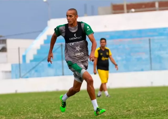 Derley — Foto: Éder Souza/Nacional de Patos