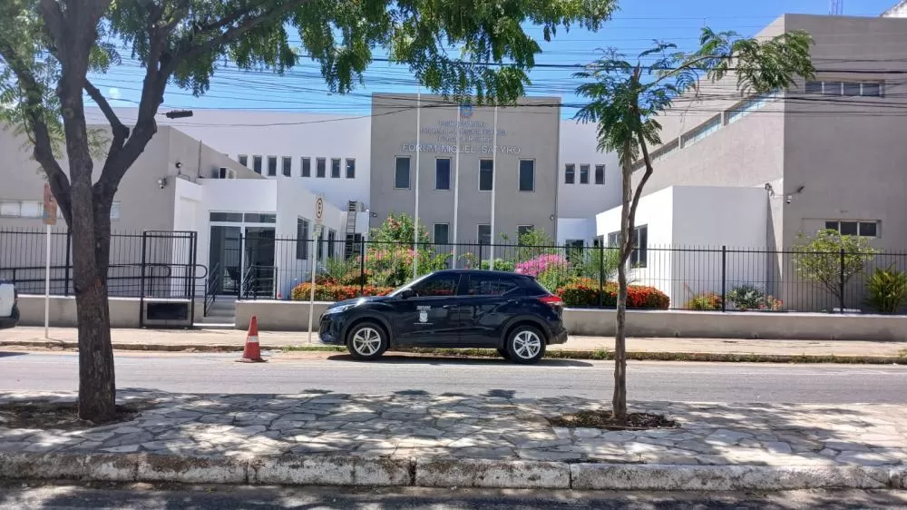 Fórum Miguel Sátyro, em Patos, PB — Foto: Airton Alves