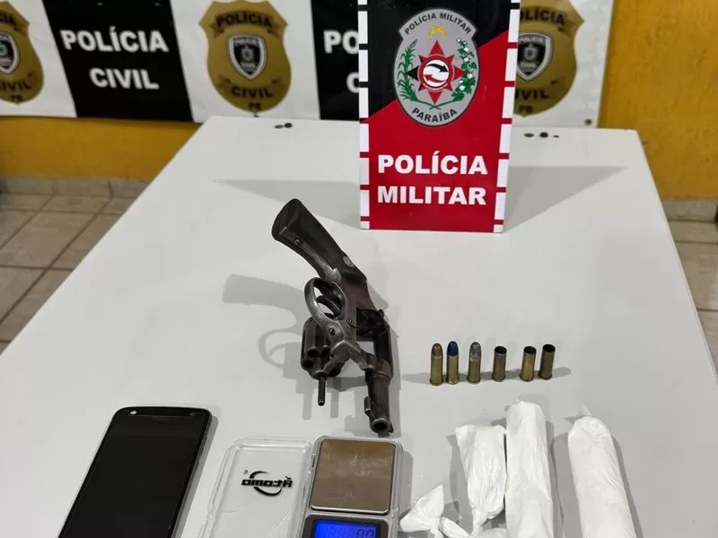 Material apreendido - Foto: 12º BPM / Divulgação